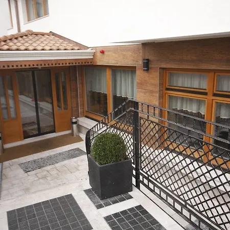 Aziza Otel