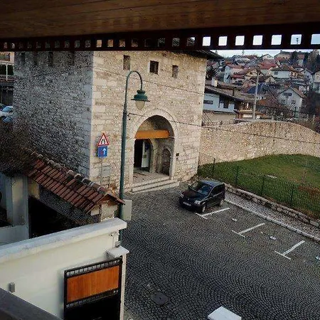 Aziza 4*